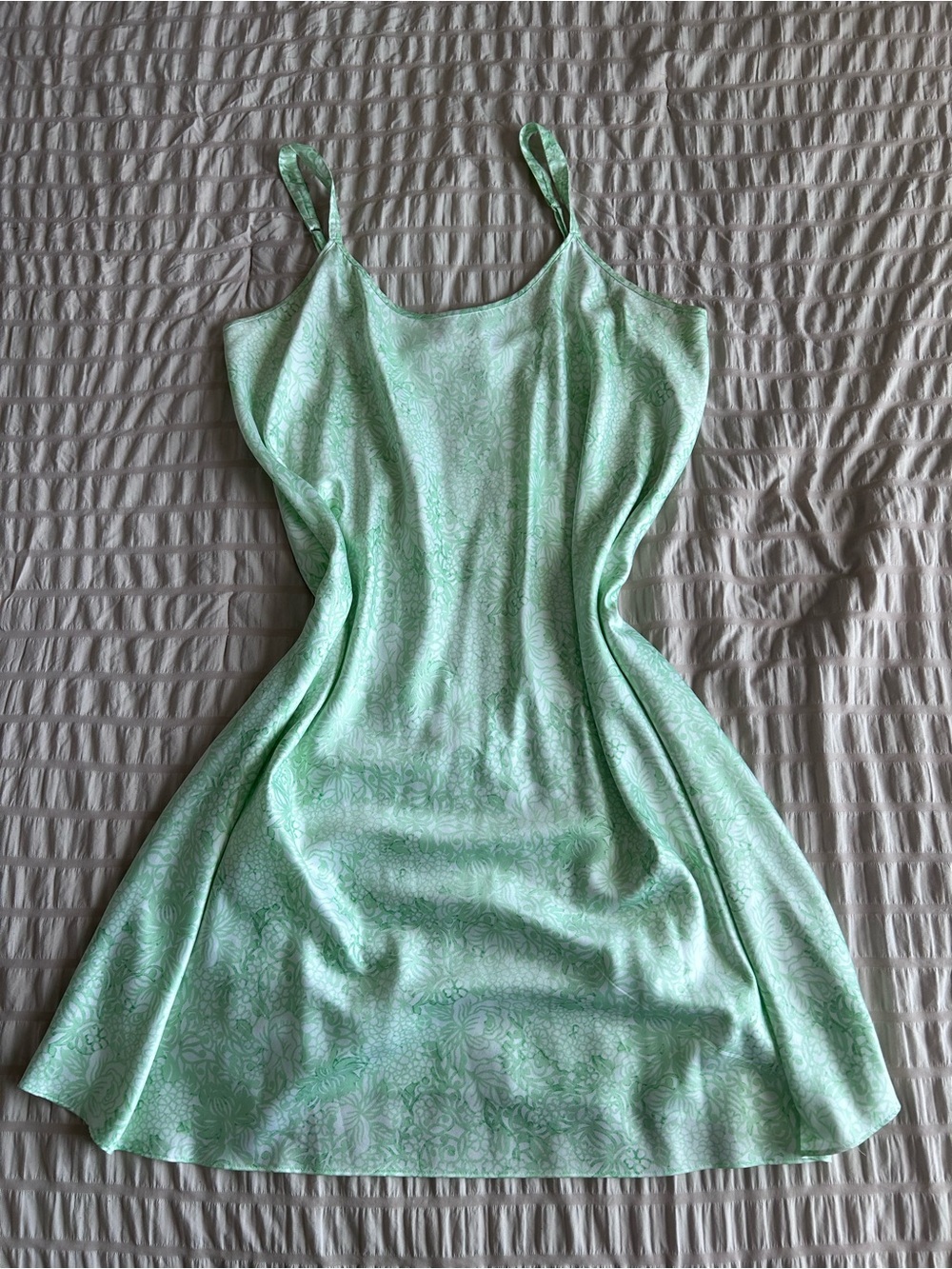 Cabernet Light Green Floral Satin Slip Dress (XL)